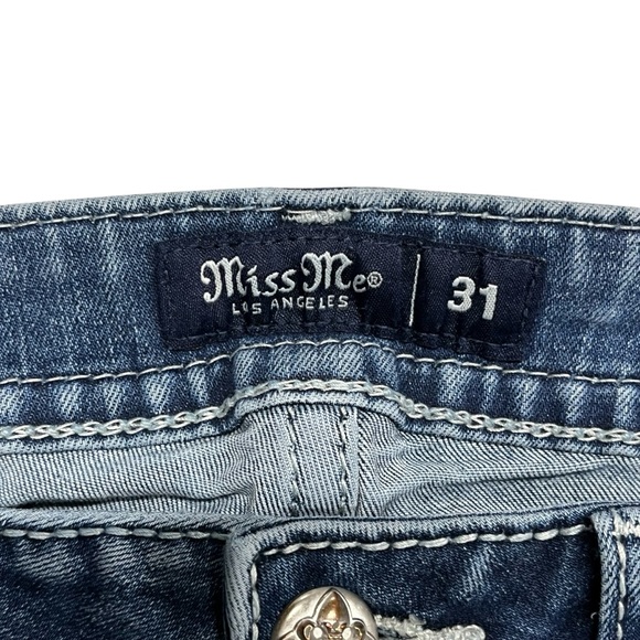 Miss Me | Women's Mid Rise Embroidered Rope and Jumping Horse Bootcut Jeans - Picture 10 of 11